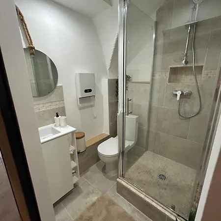 La Petite Voute Gigeannaise Apartmán